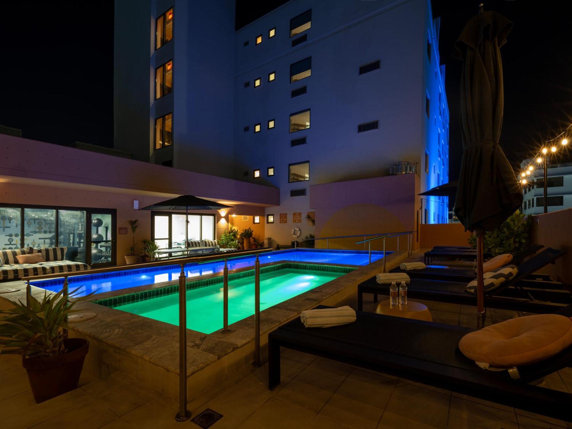 Hibird- Apartment And Suites Hotel Сан Хуан Екстериор снимка