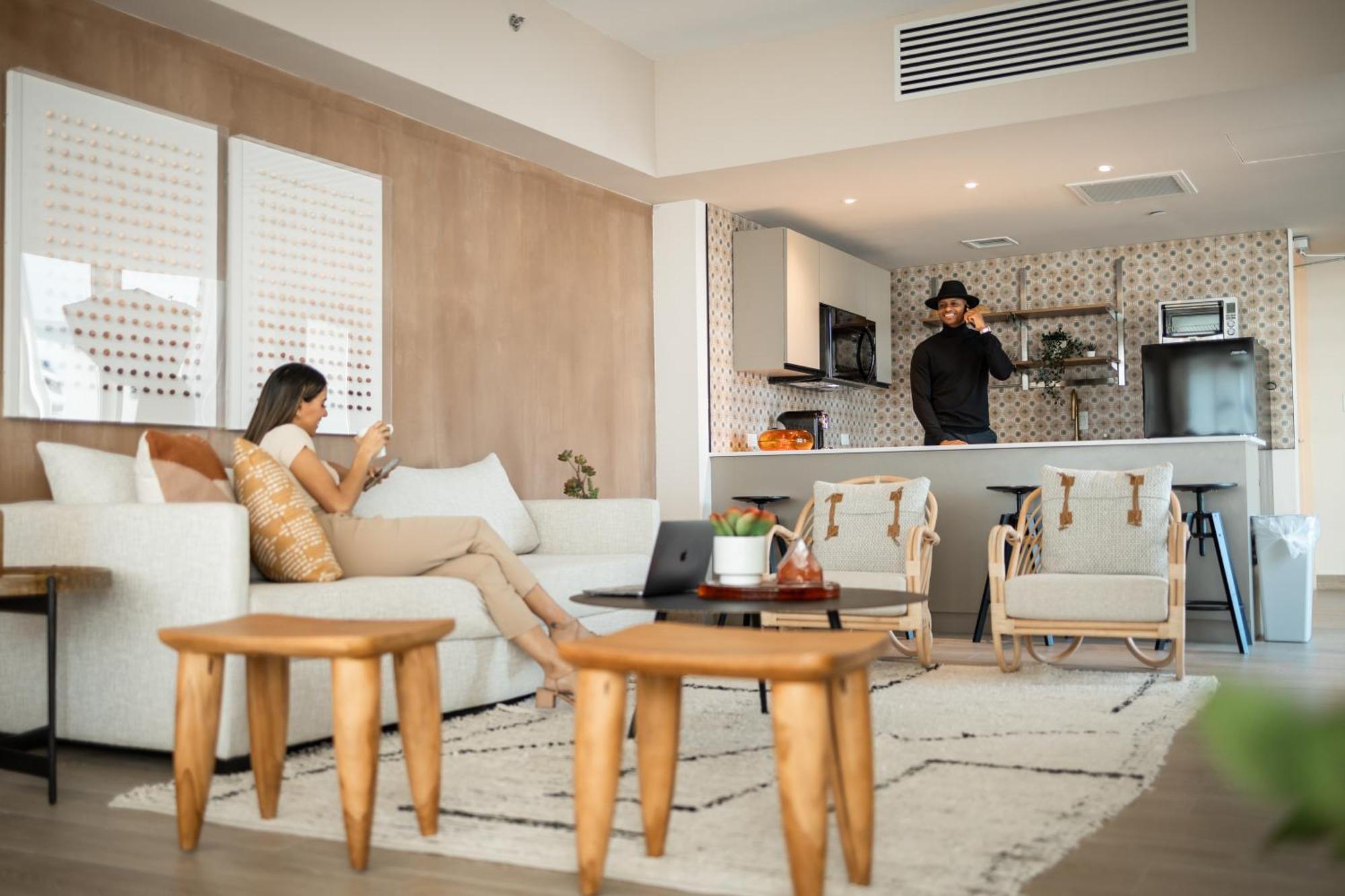 Hibird- Apartment And Suites Hotel Сан Хуан Екстериор снимка