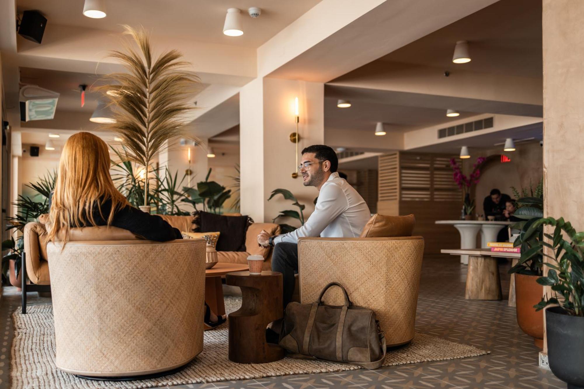Hibird- Apartment And Suites Hotel Сан Хуан Екстериор снимка