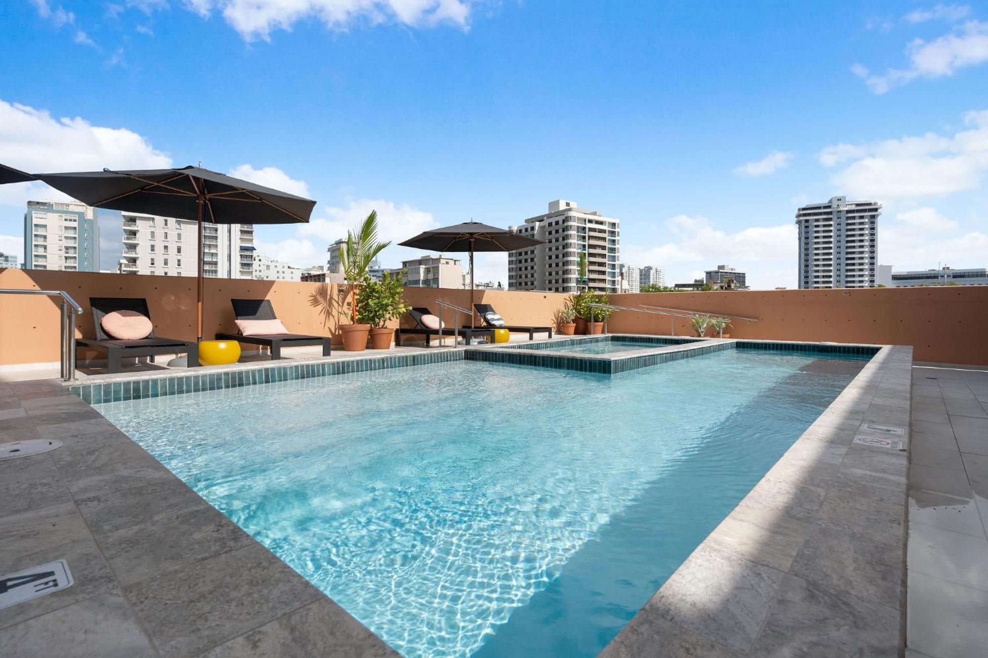 Hibird- Apartment And Suites Hotel Сан Хуан Екстериор снимка